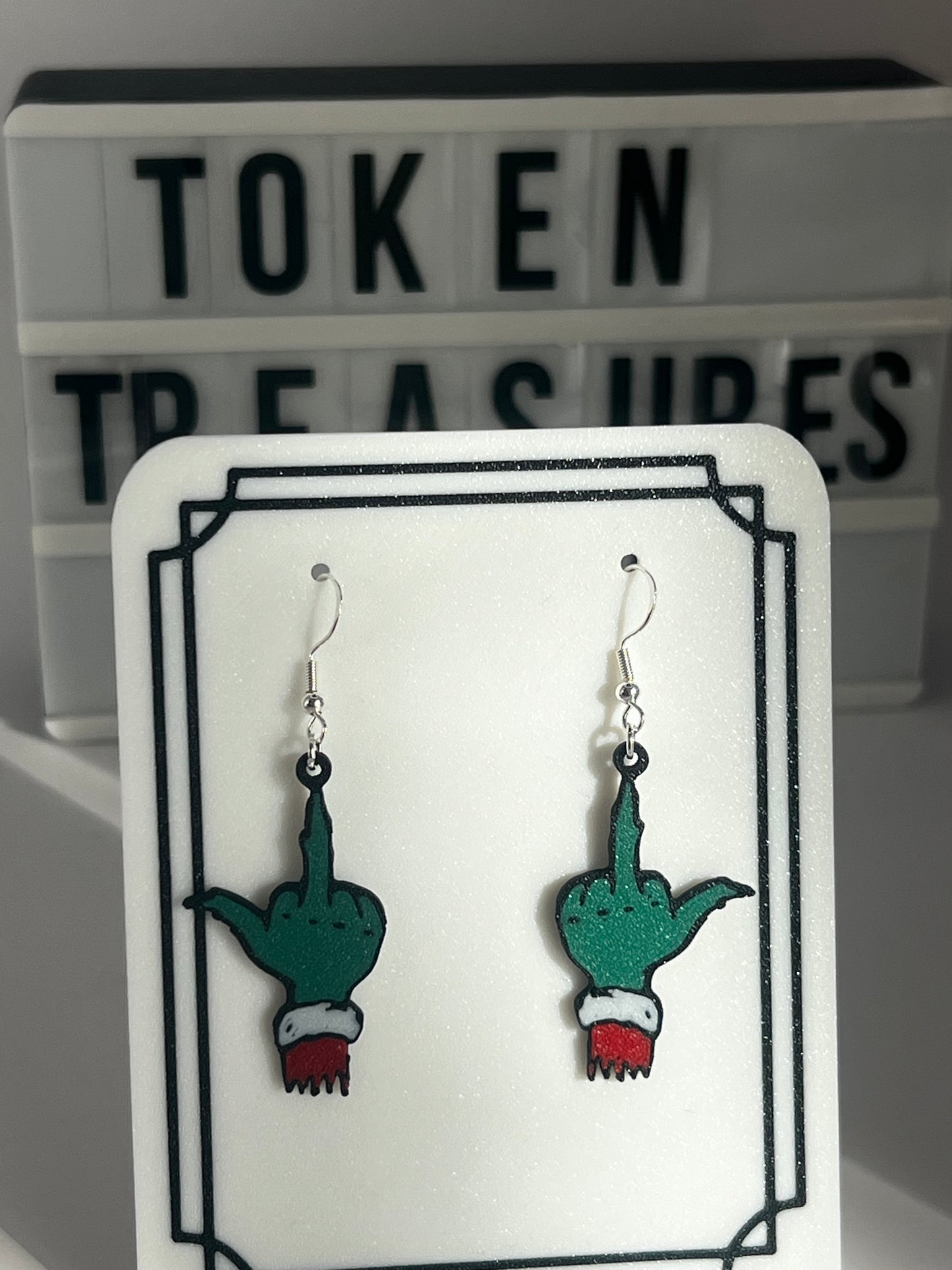 Costume Jewellery - Grumpy Grinch Finger Earrings